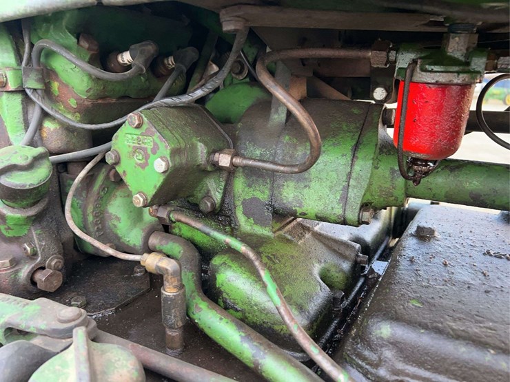 john-deere-720-image-28
