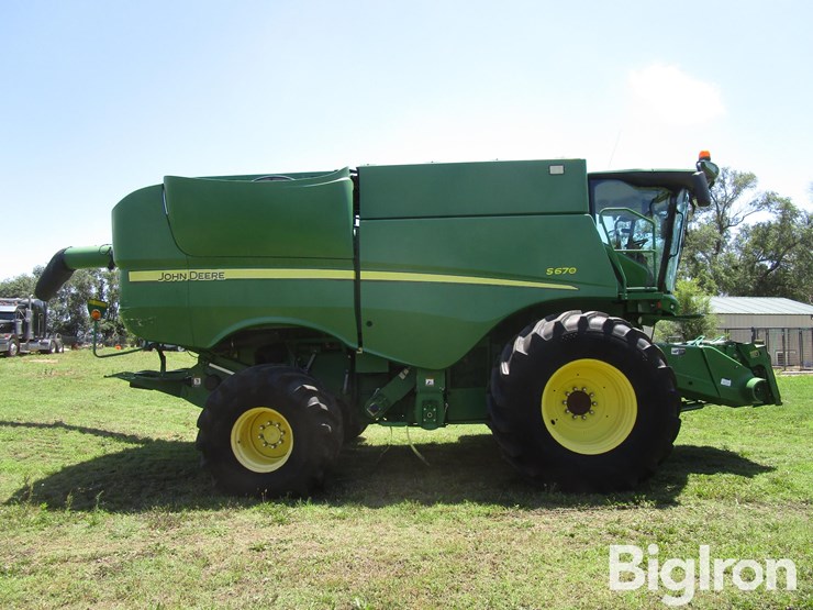 2013-john-deere-s670-image-4