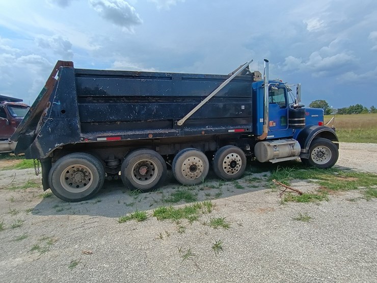 1999-kenworth-w900-image-11