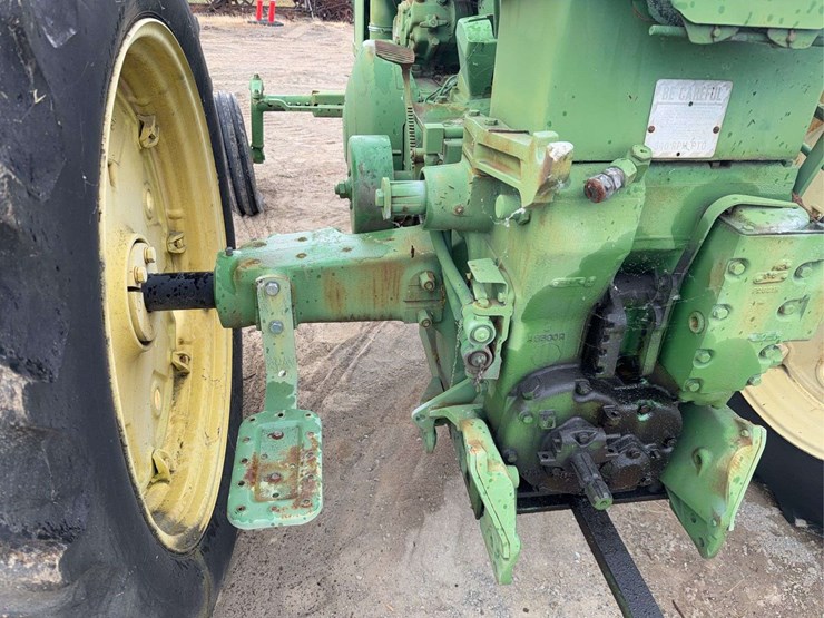 john-deere-630-image-36