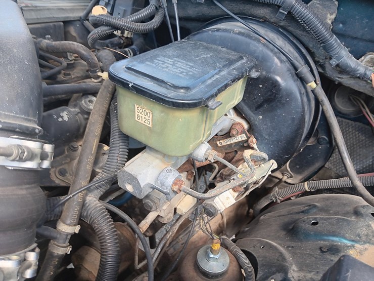 1994-dodge-ram-2500-image-21