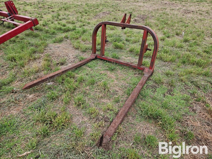 3-pt-bale-carrier-image-1
