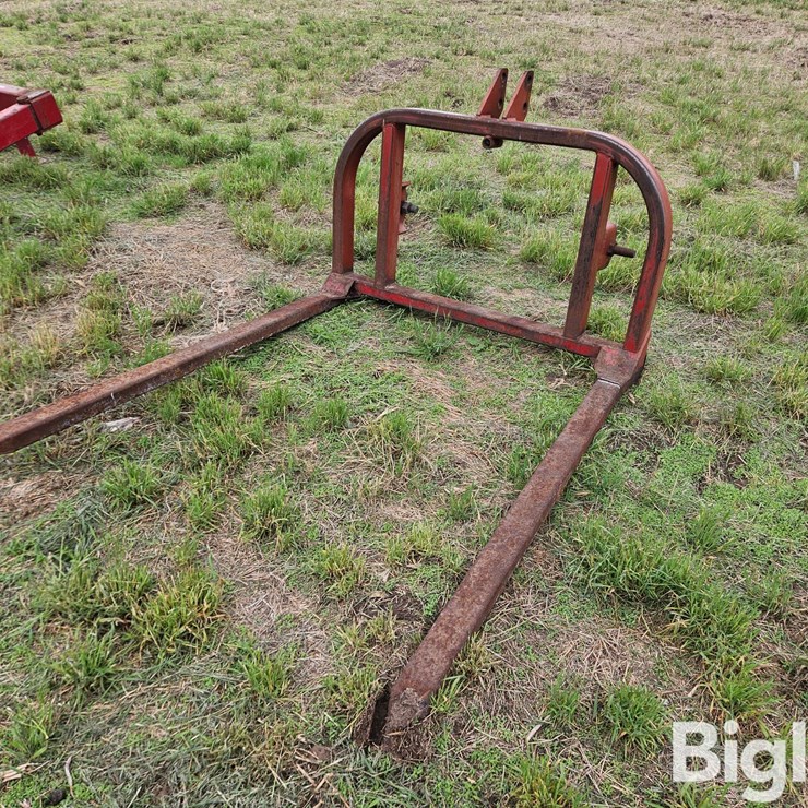 3-Pt Bale Carrier
