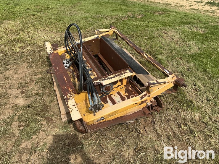 john-deere-608c-image-1