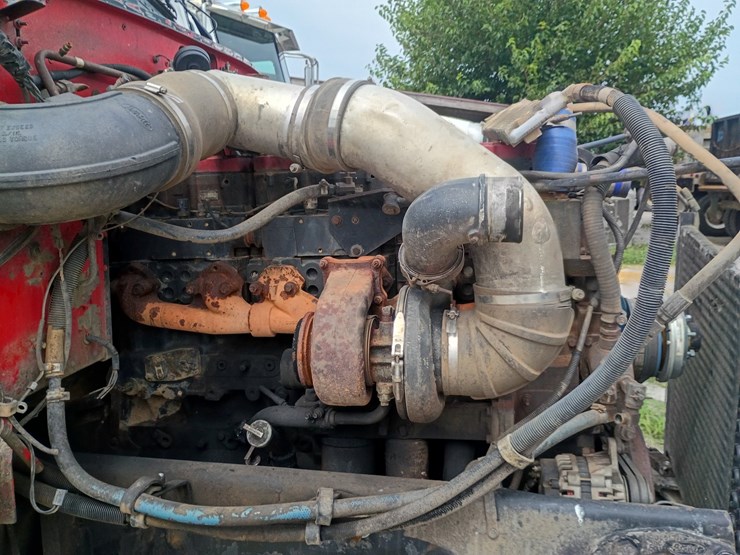 1997-peterbilt-379-image-27