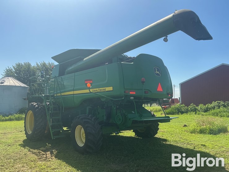 2010-john-deere-9770-sts-image-7