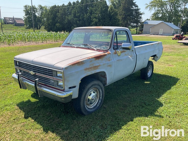 1983-chevrolet-k2500-image-1