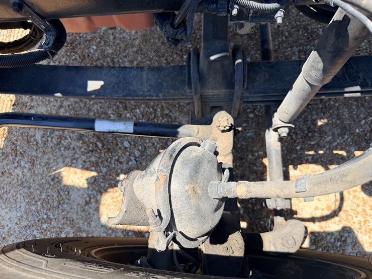 2010-kenworth-t800-image-34