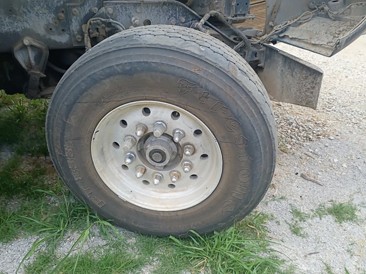 1999-kenworth-w900-image-75