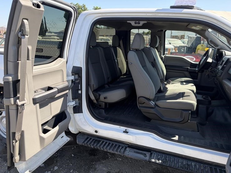 2019-ford-f150-image-12