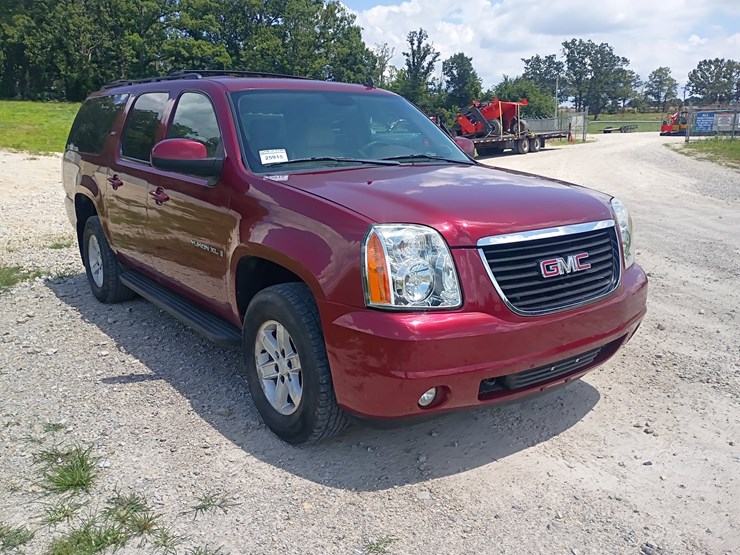 2009-gmc-yukon-xl-image-13