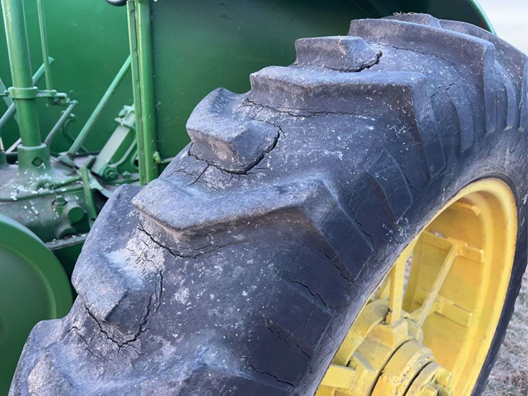 john-deere-a-image-44