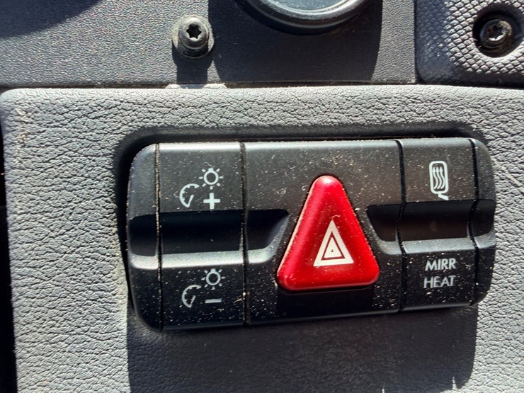 2016-freightliner-cascadia-125-image-106