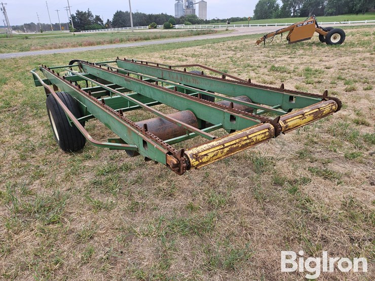 john-deere-200-image-7