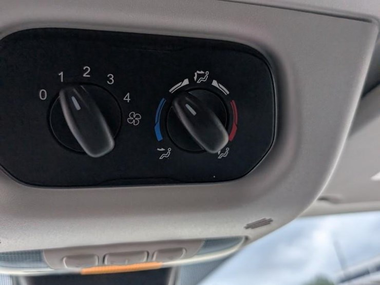 2016-ford-transit-image-20