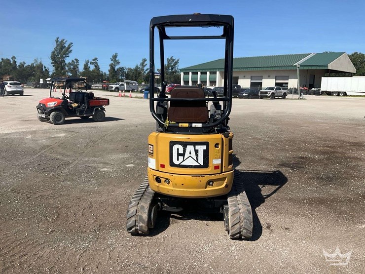 2014-caterpillar-301.7d-cr-image-22