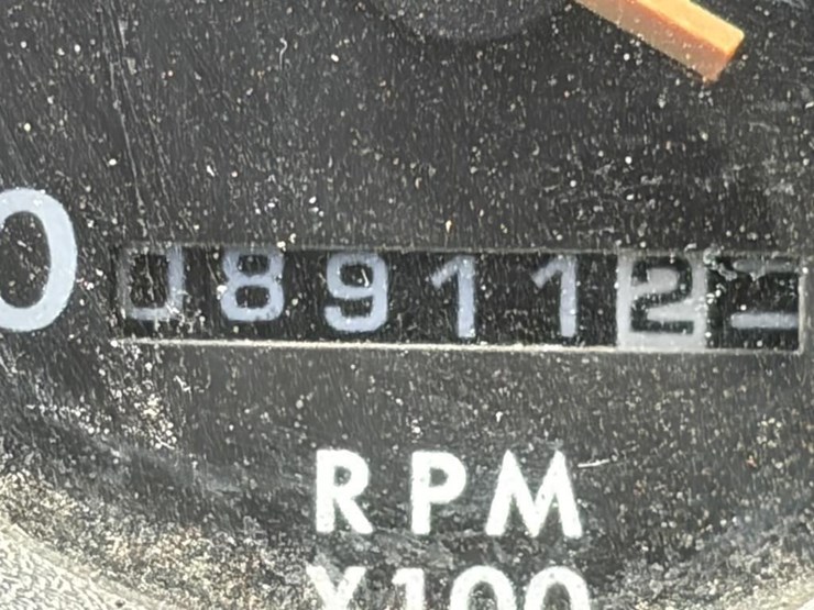 2000-freightliner-fl80-image-35