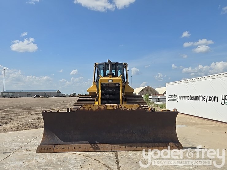 2018-caterpillar-d6n-lgp-image-8