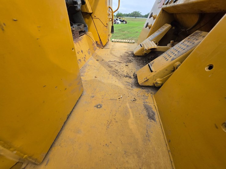 1983-caterpillar-973-image-65