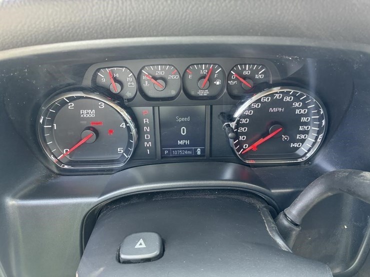 2015-gmc-3500hd-image-27