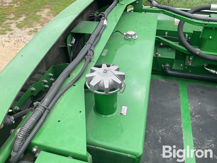 2022-john-deere-s780-image-9
