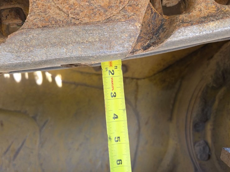 2019-caterpillar-d6-image-67