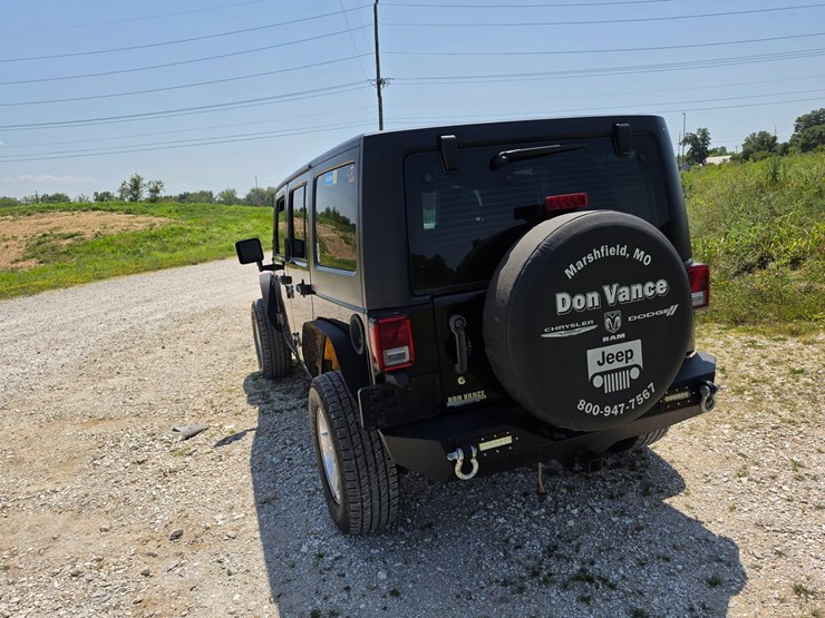 2015-jeep-wrangler-image-10