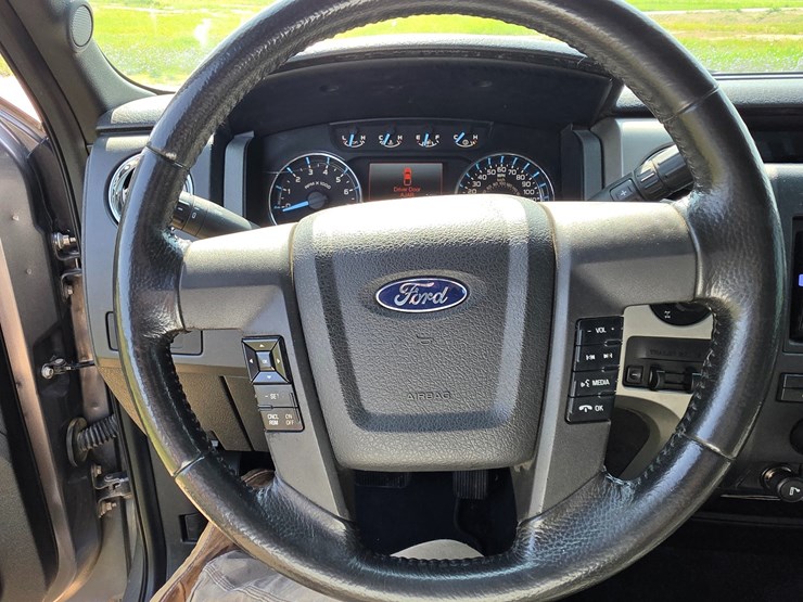 2012-ford-f150-image-33