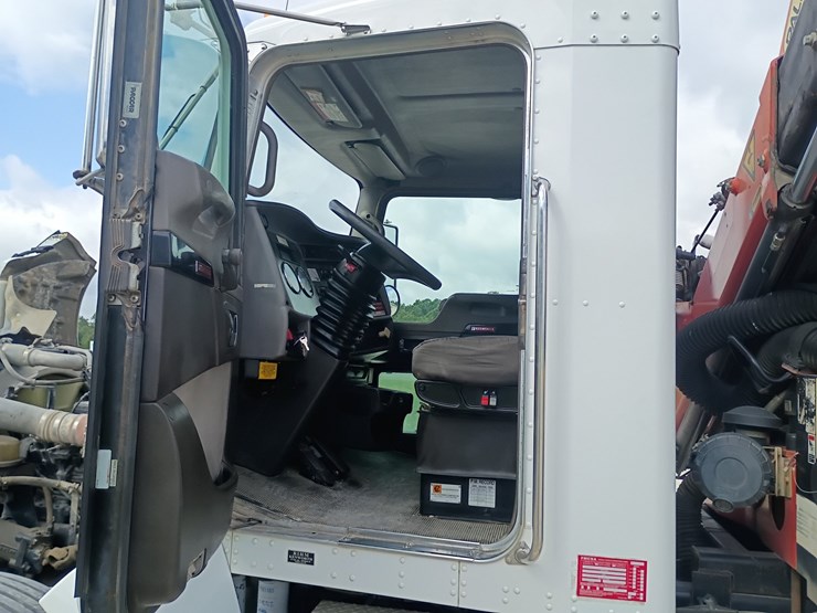 2012-kenworth-t370-image-39