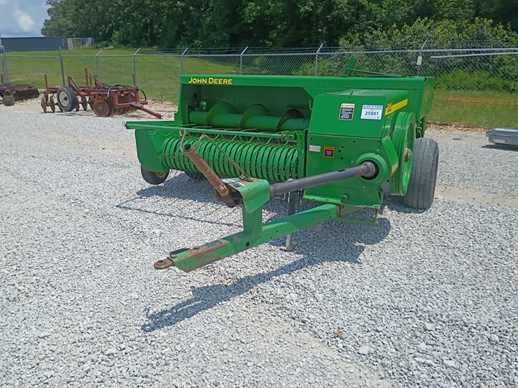 john-deere-348-image-1