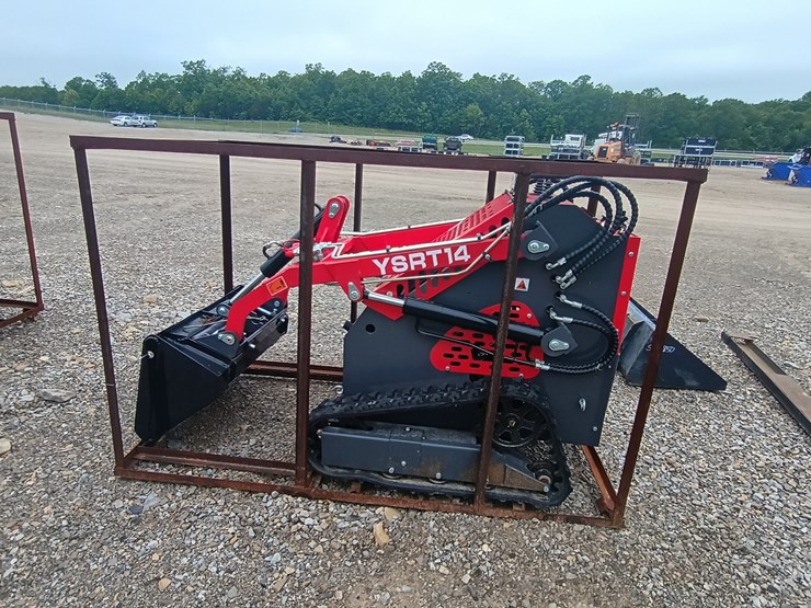 #24709-•-2025-agt-ysrt14-mini-skidsteer-image-3