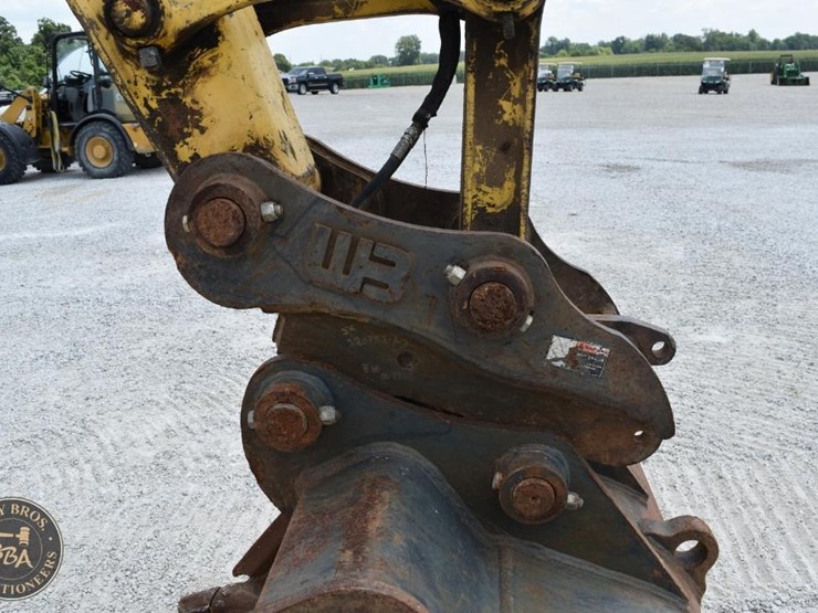 2014-komatsu-pc138us-lc-10-image-21