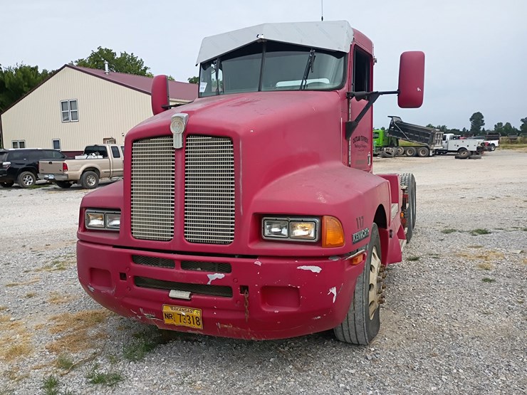 1995-kenworth-t600-image-16