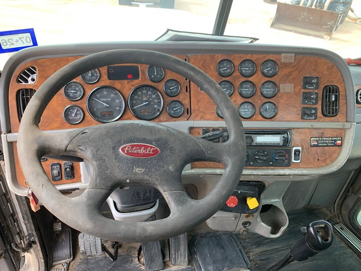 2006-peterbilt-379-image-13
