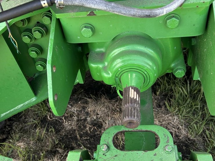 2000-john-deere-9400t-image-35