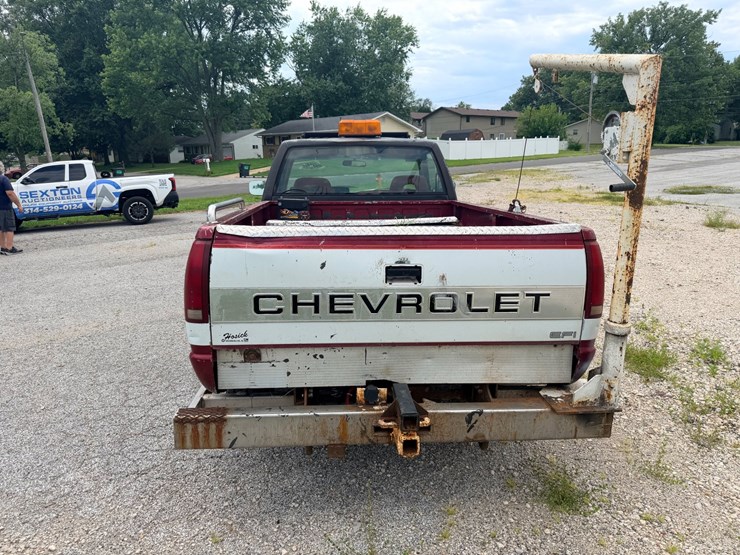 1993-chevrolet-k2500-image-10