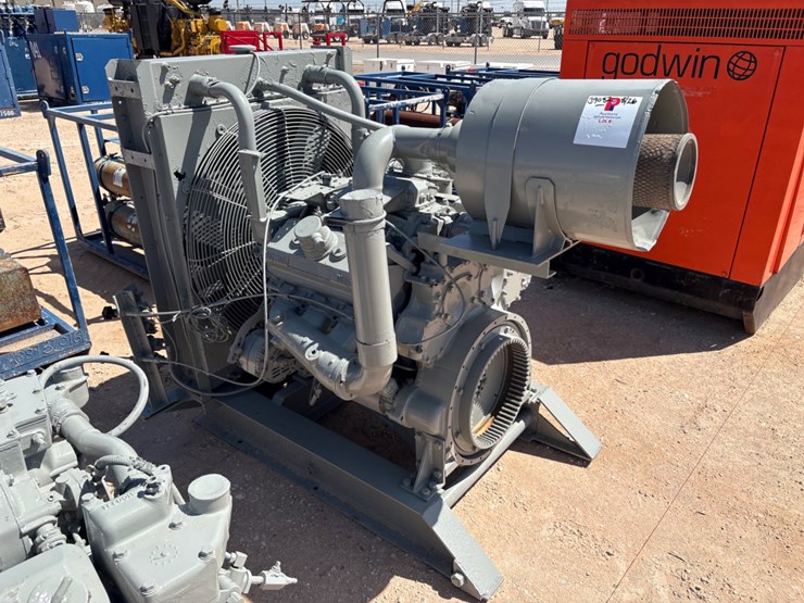 detroit-diesel-6v92-engine-w/-radiator-image-2