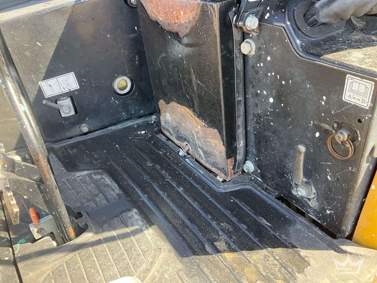 2014-caterpillar-301.7d-cr-image-21