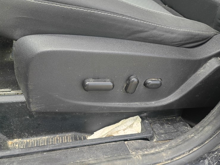 2017-ford-escape-image-31