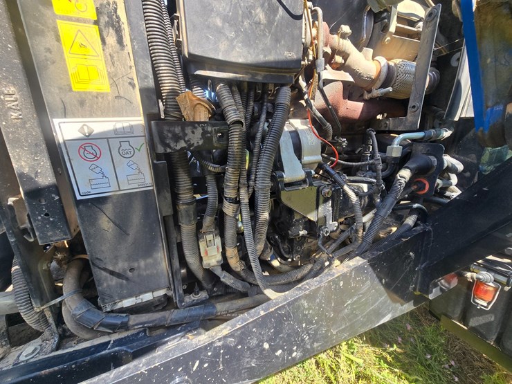 2021-new-holland-workmaster-65-image-21