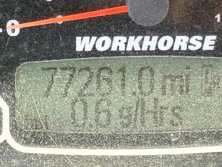 2008-workhorse-w62-image-21