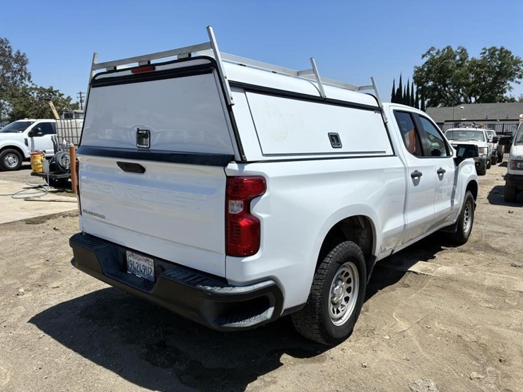 2019-chevrolet-silverado-1500-image-3