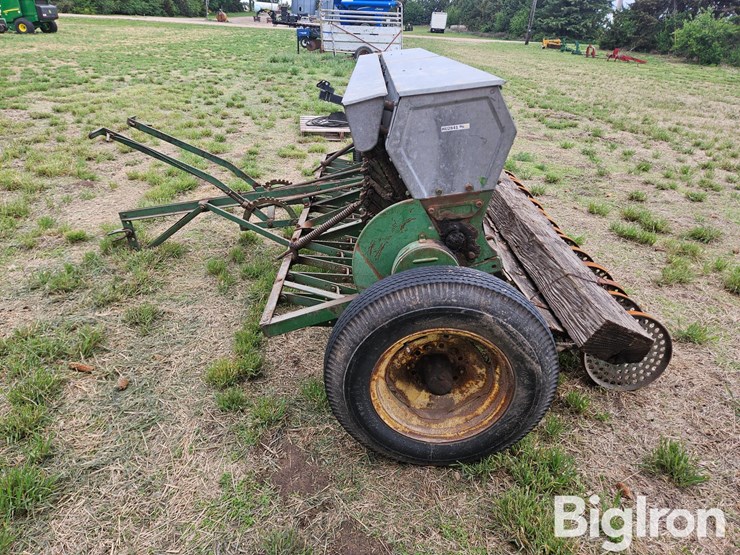 john-deere-14-image-8