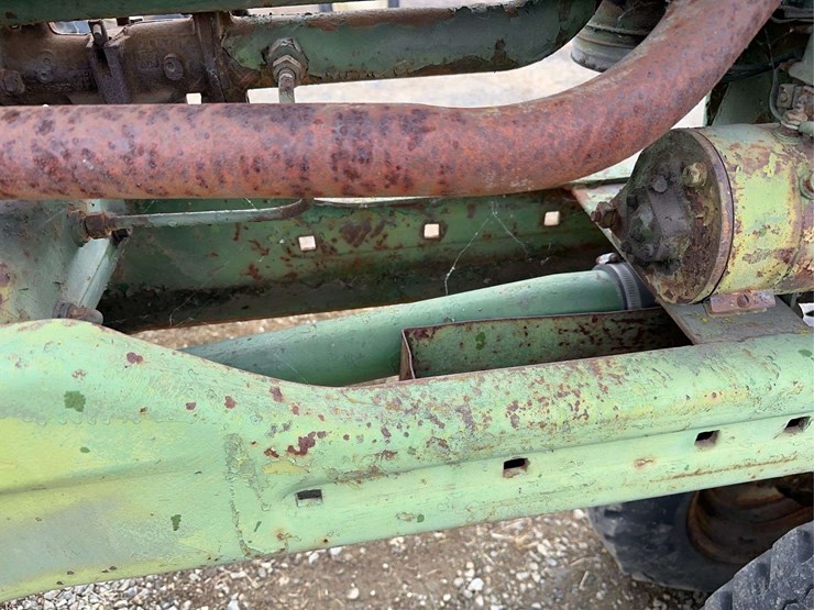 john-deere-model-b-image-36
