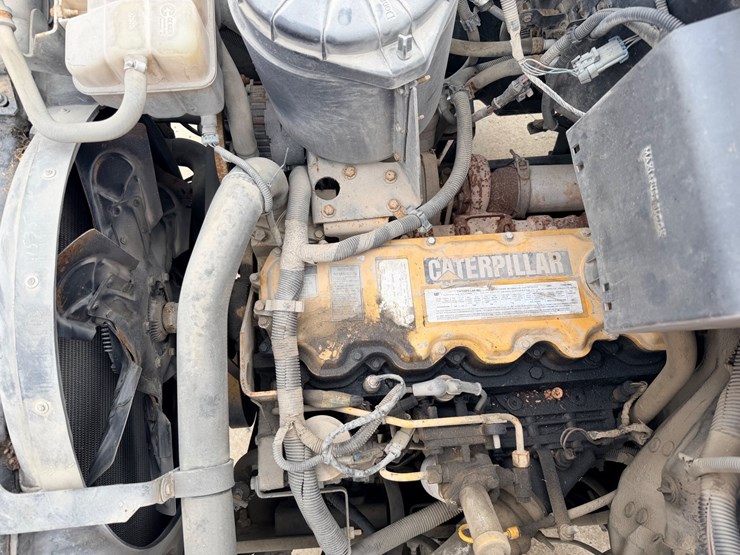 2001-caterpillar-3126-image-26