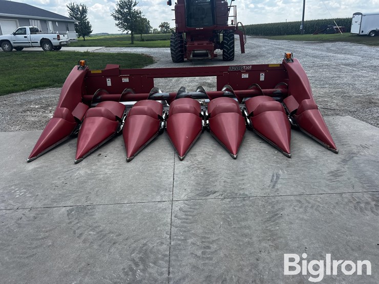 2013-case-ih-3206-image-2