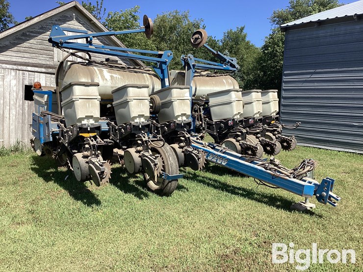 kinze-3200-image-3
