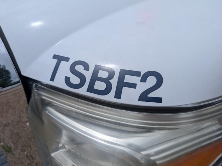 2012-ford-f550-image-16