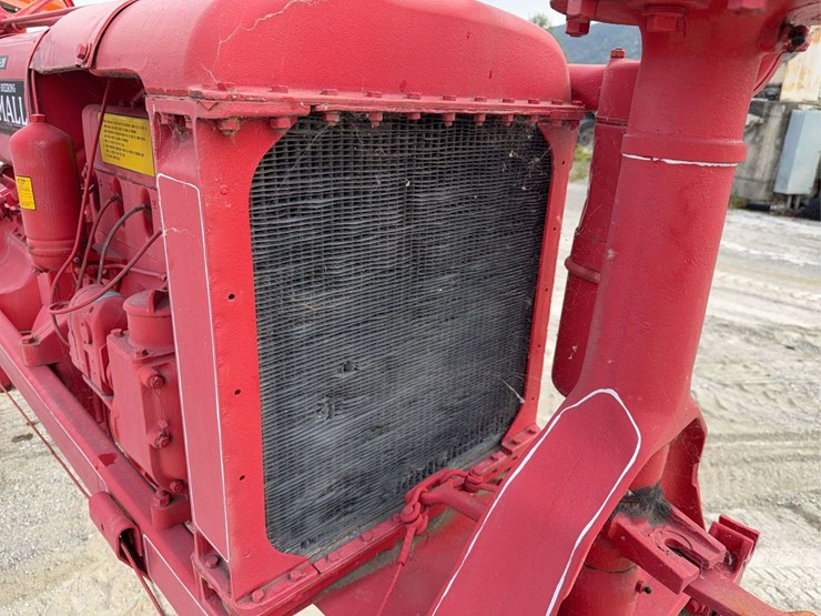 farmall-f-20-image-18