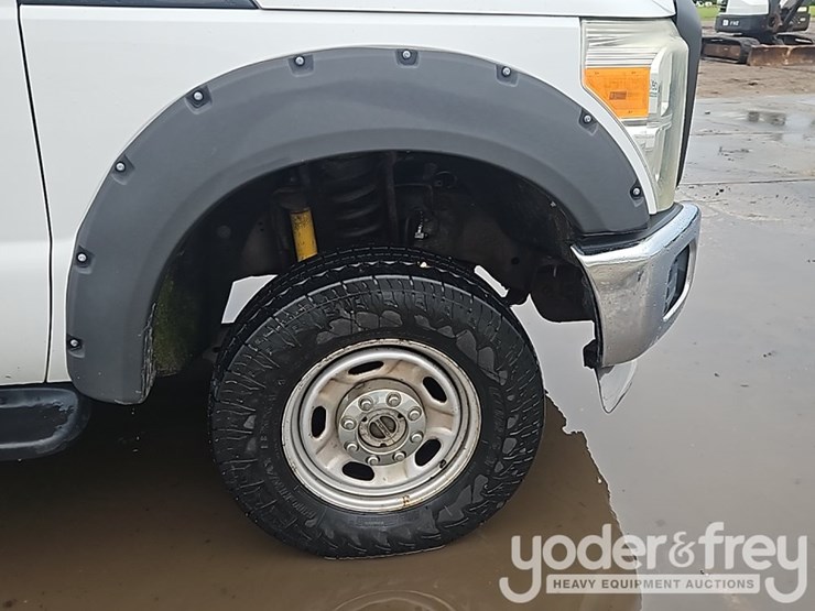2011-ford-f250sd-image-10